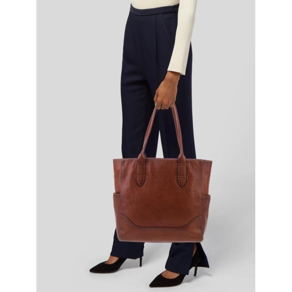 Frye Lucy Side Pocket Leather Tote Bag Women OS Cognac Brown Pebbled Zip Top